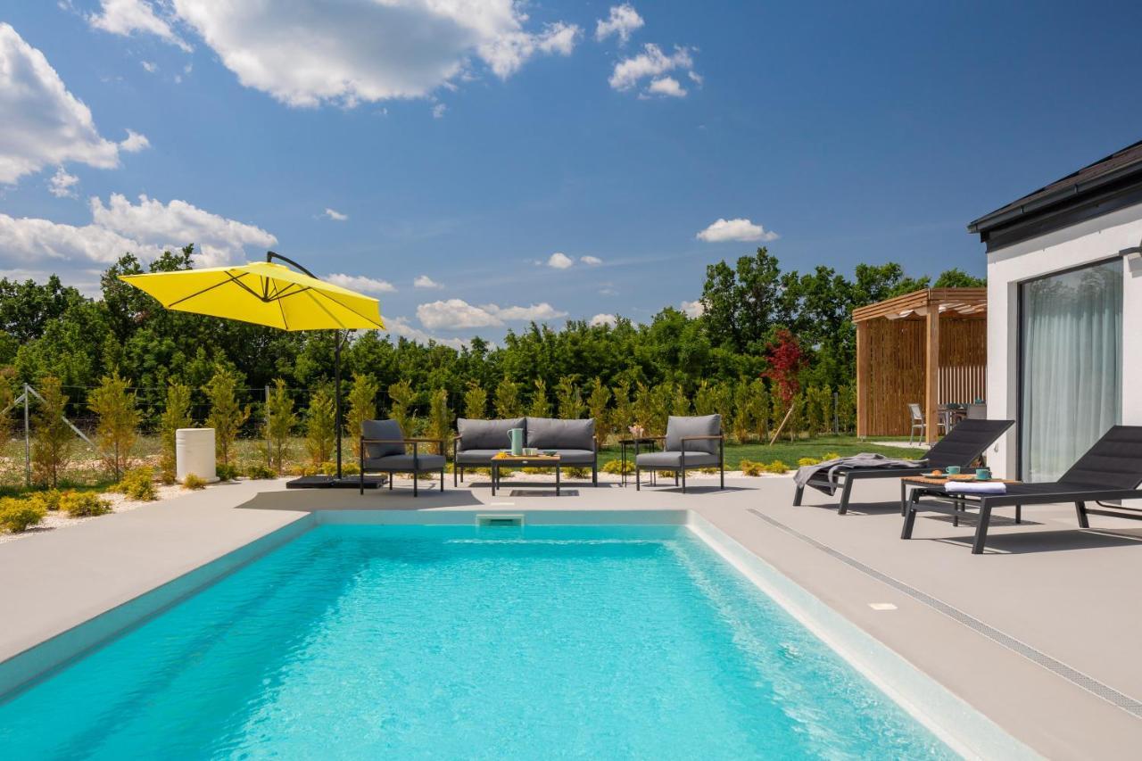 Bandelli Villas Oklaj Экстерьер фото