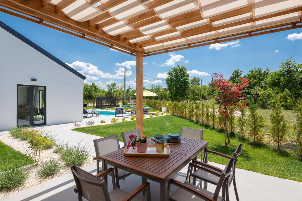 Bandelli Villas Oklaj Экстерьер фото