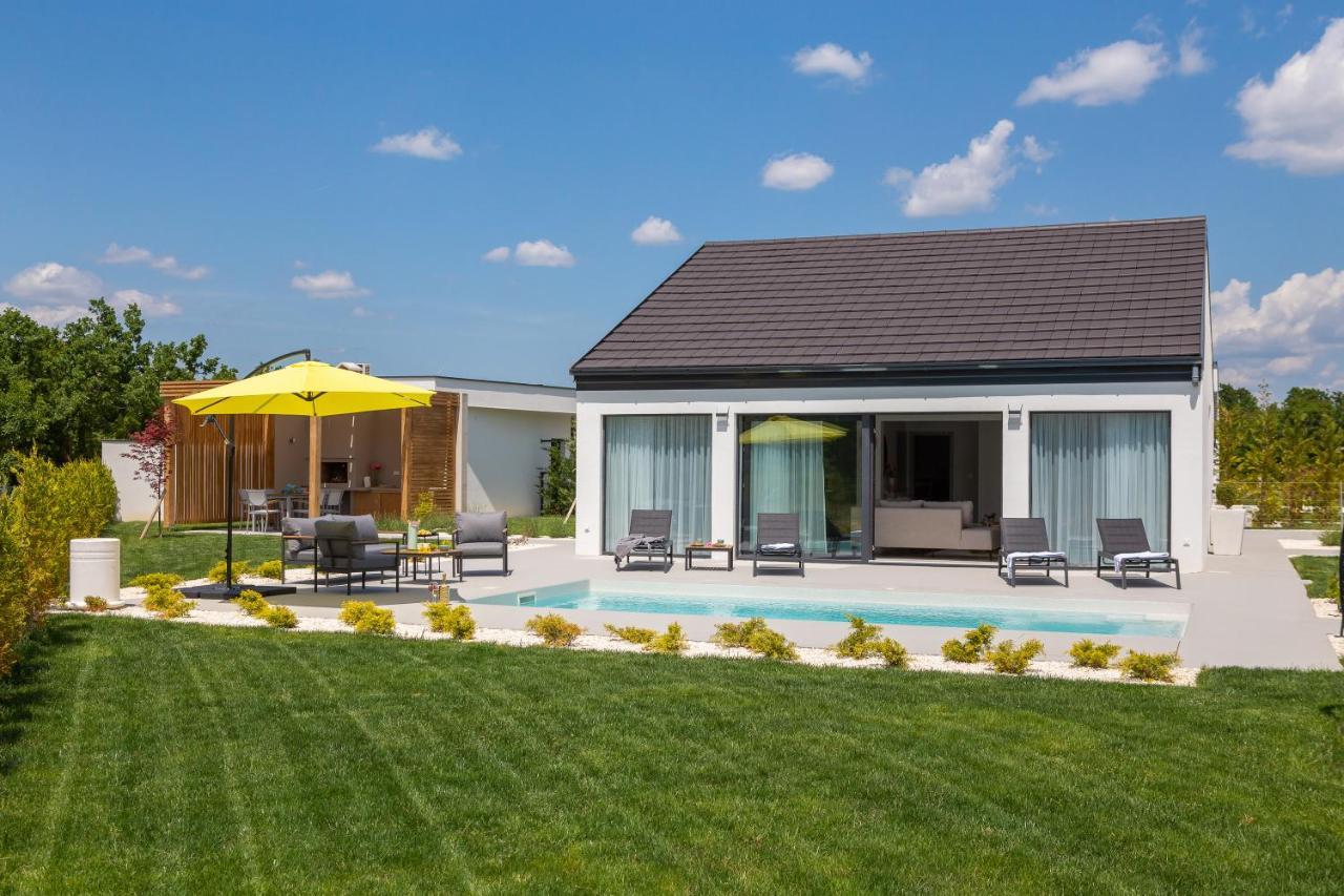 Bandelli Villas Oklaj Экстерьер фото
