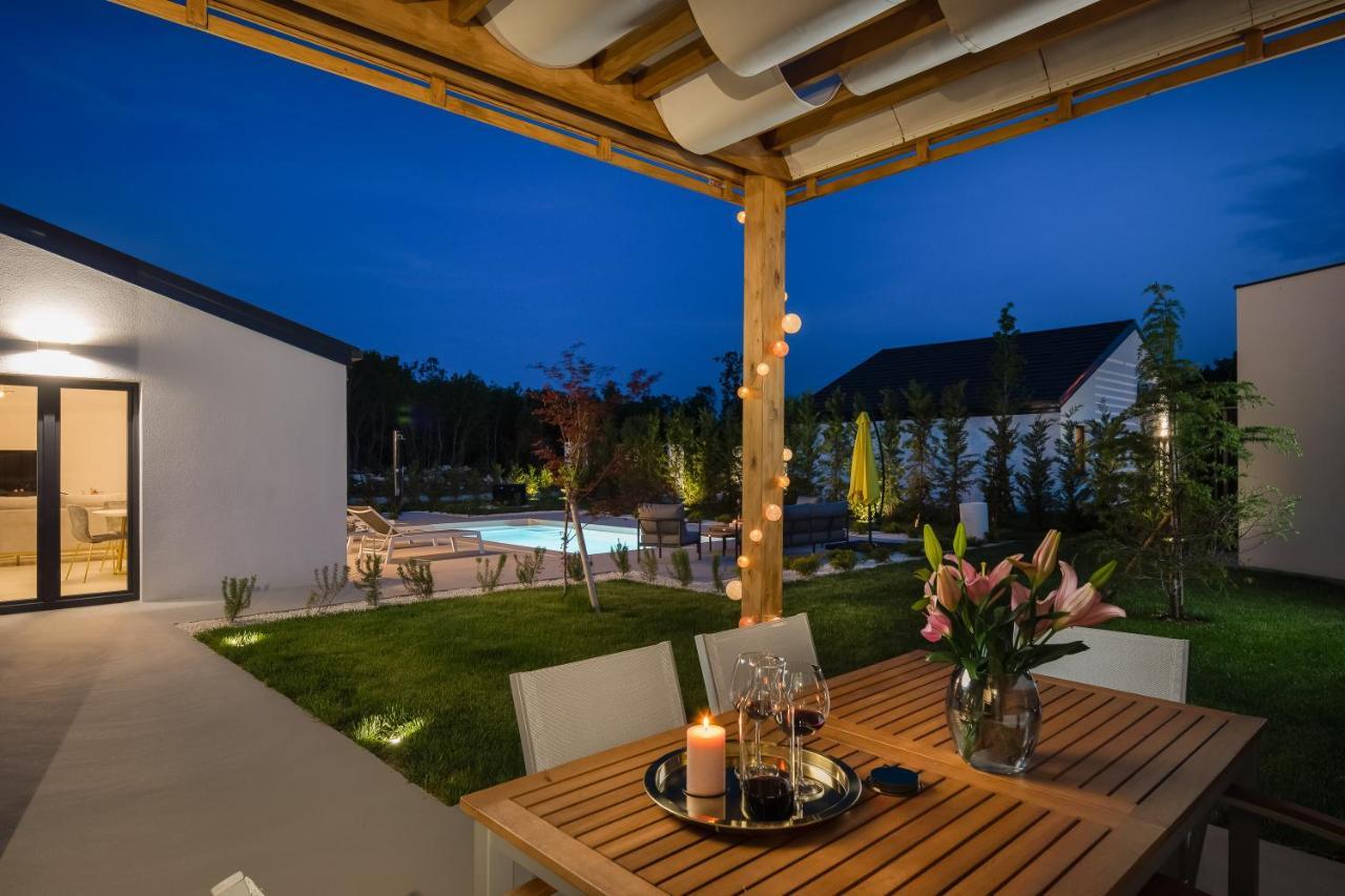 Bandelli Villas Oklaj Экстерьер фото