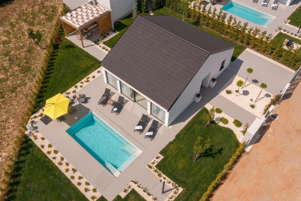 Bandelli Villas Oklaj Экстерьер фото