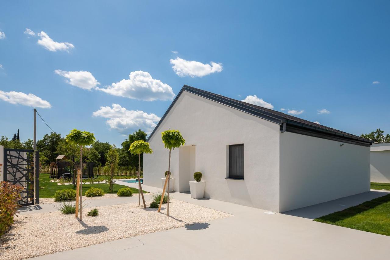 Bandelli Villas Oklaj Экстерьер фото
