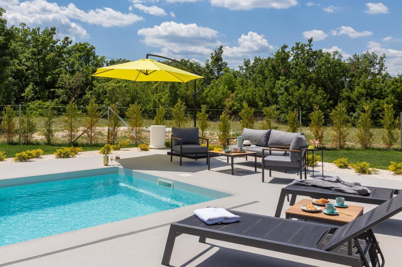 Bandelli Villas Oklaj Экстерьер фото