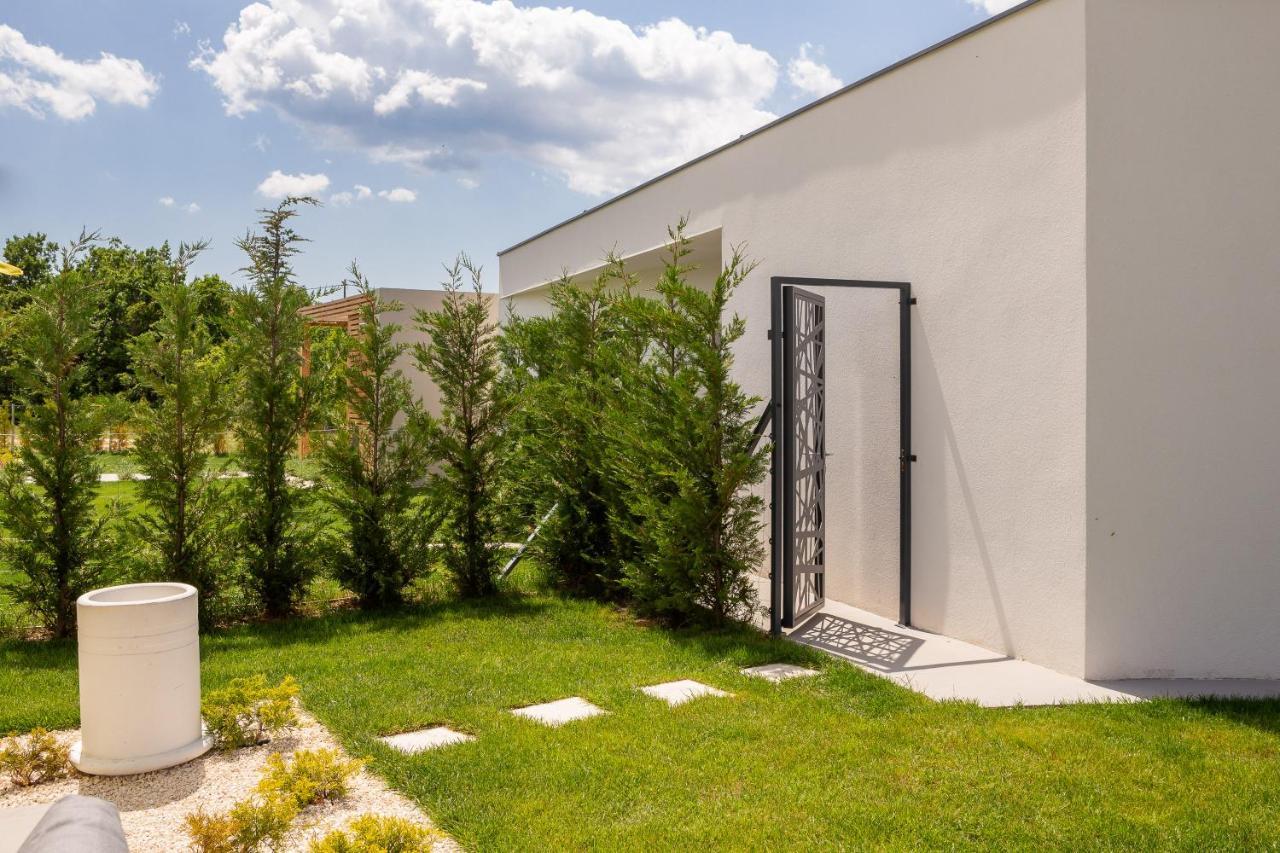 Bandelli Villas Oklaj Экстерьер фото