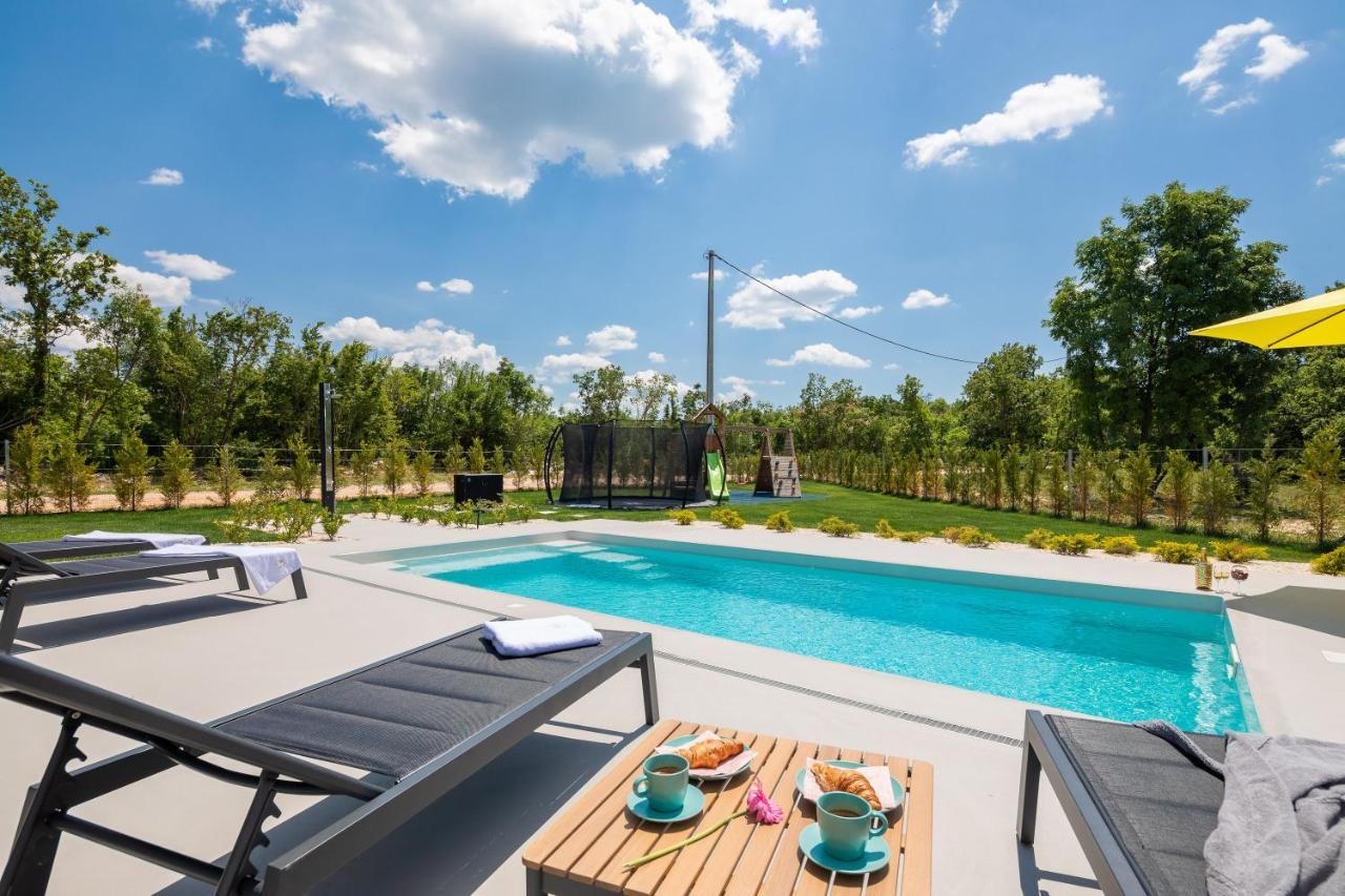 Bandelli Villas Oklaj Экстерьер фото